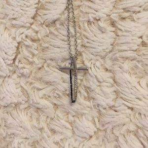Montana silversmiths cross necklace